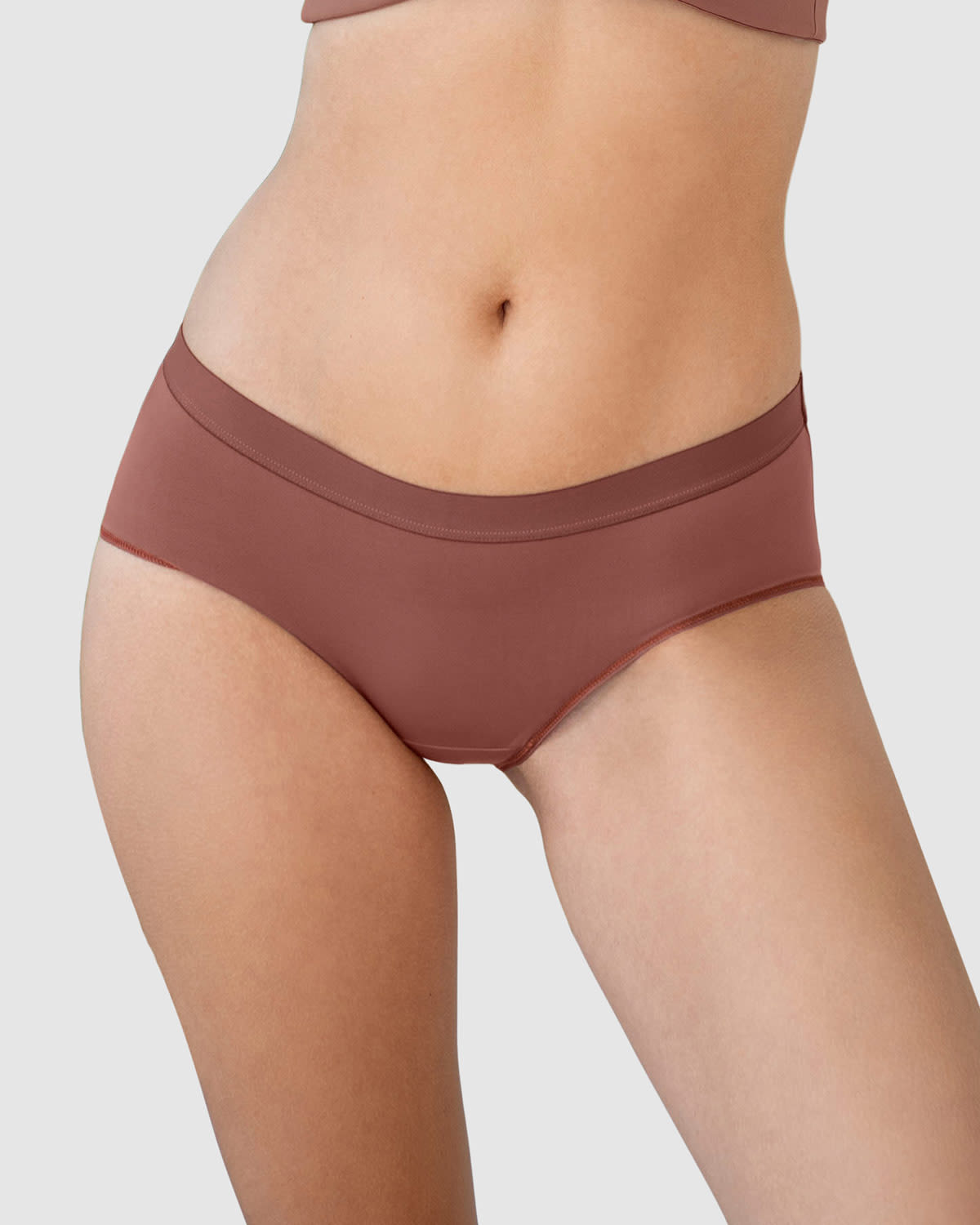  Semi Low-Rise Smooth Hiphugger Knicker