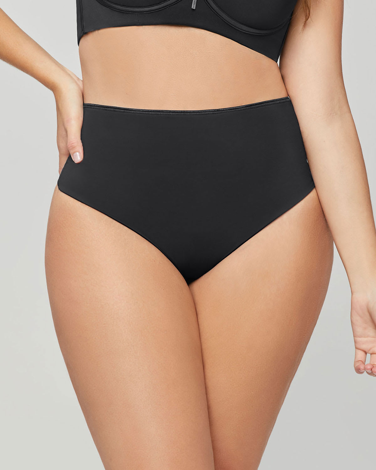  Seamless Thong Shaper Knicker