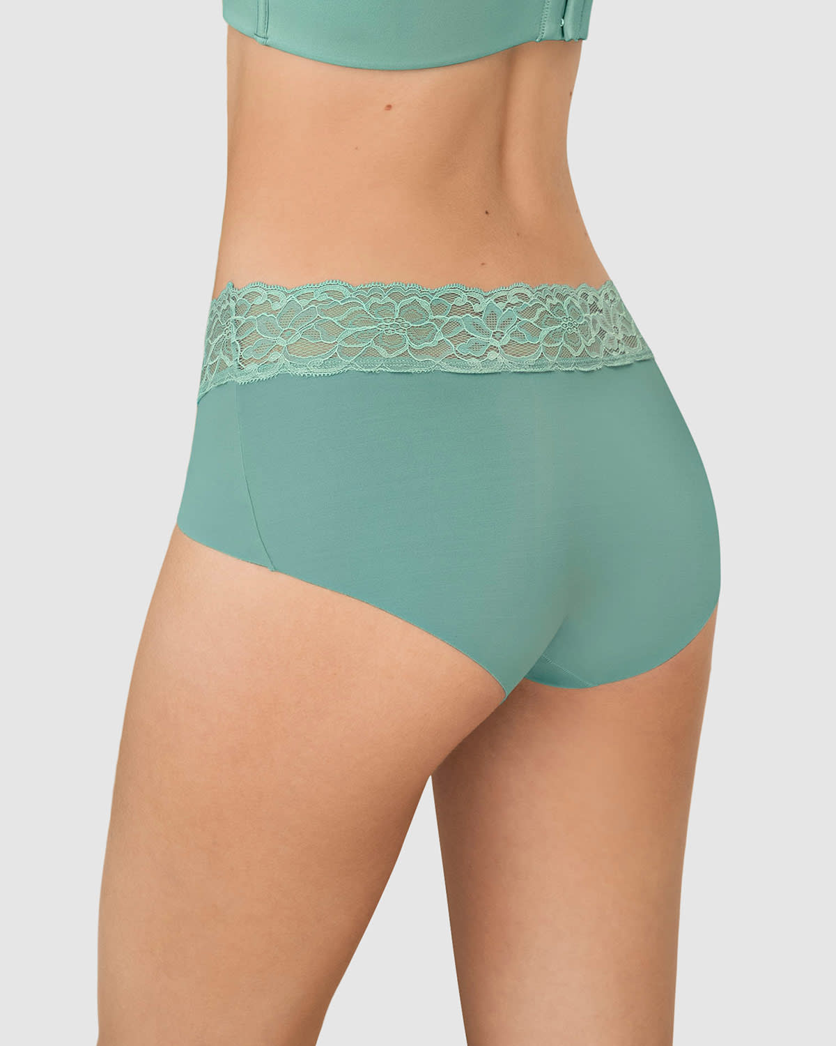  Ultra Light Lace Trim Hipster Knicker
