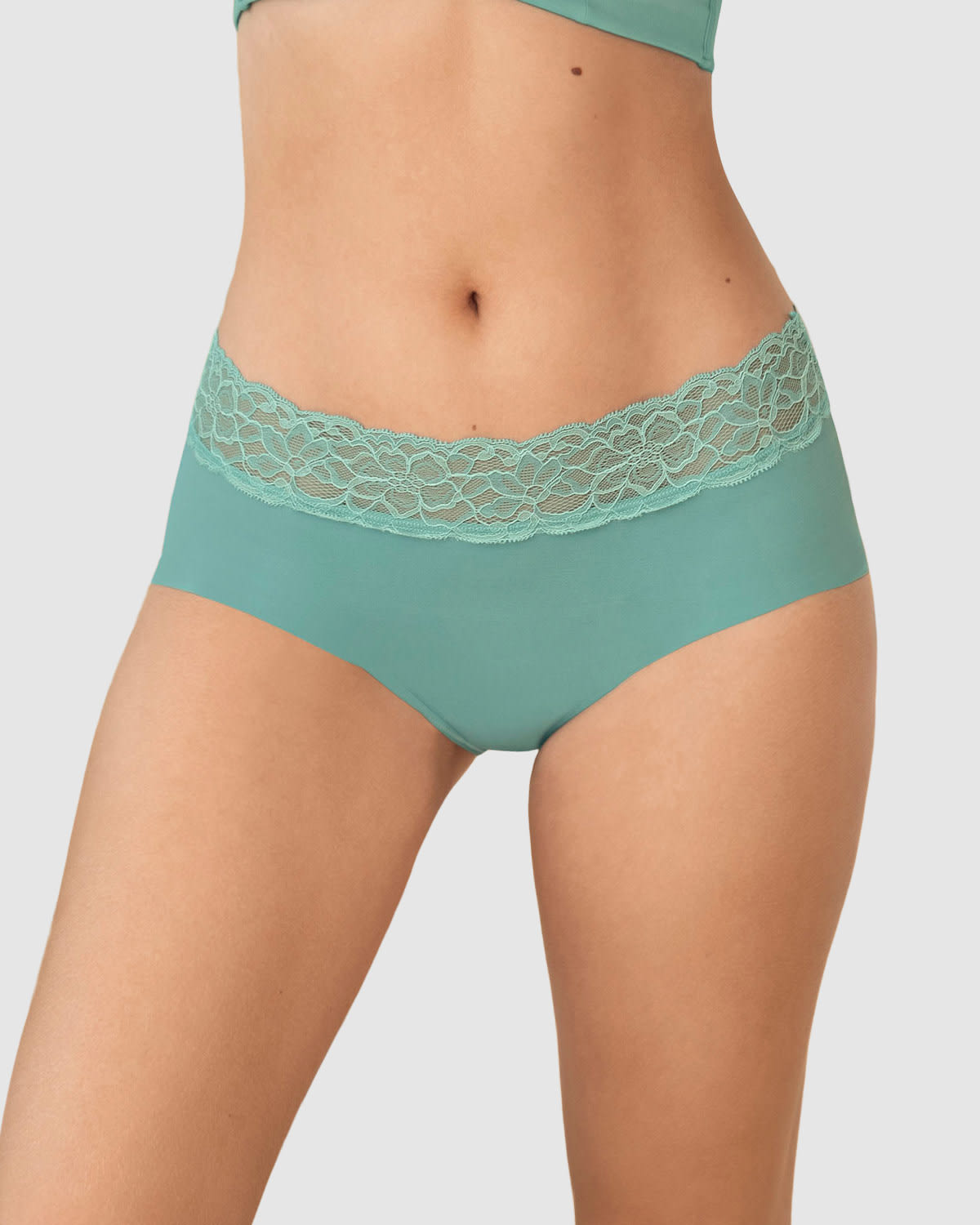  Ultra Light Lace Trim Hipster Knicker