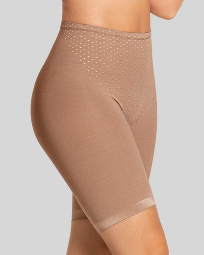  Seamless Luxe Smoothing Slip Short