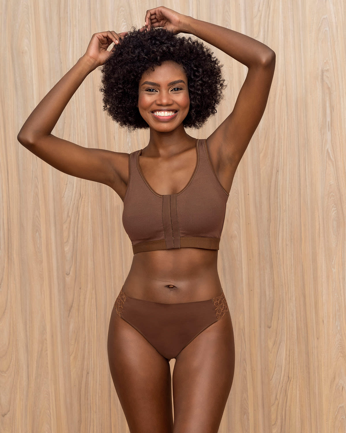  Lace Side Seamless String Knicker