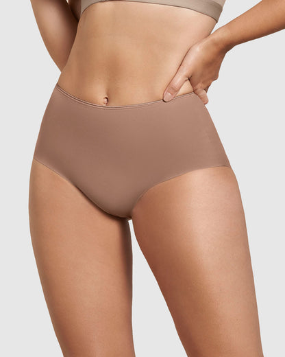  Classic Eco-Friendly Shaping Knicker Made From Recycled PET Bottle