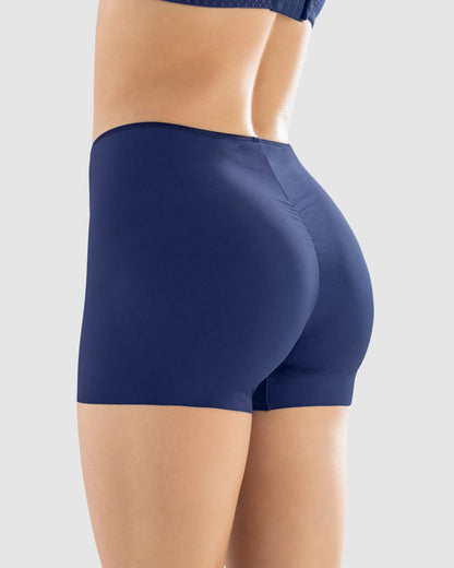  Eco-Friendly Seamless Knicker Short Made Of Recycled Plastic Bottles