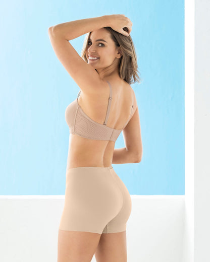  Eco-Friendly Seamless Knicker Short Made Of Recycled Plastic Bottles