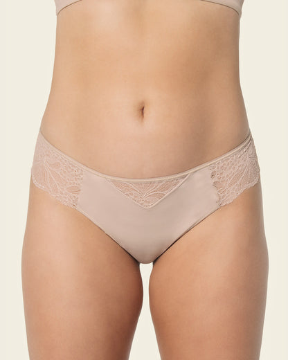  Lace Cheeky Thong Knicker
