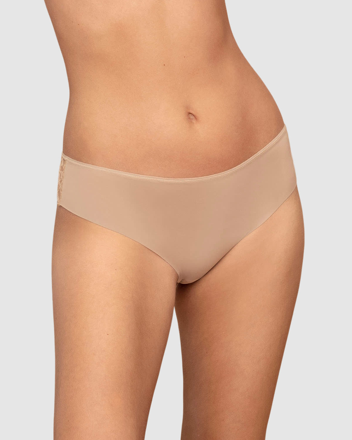  A Brazilian Culotte In Smooth And Lace Fabric