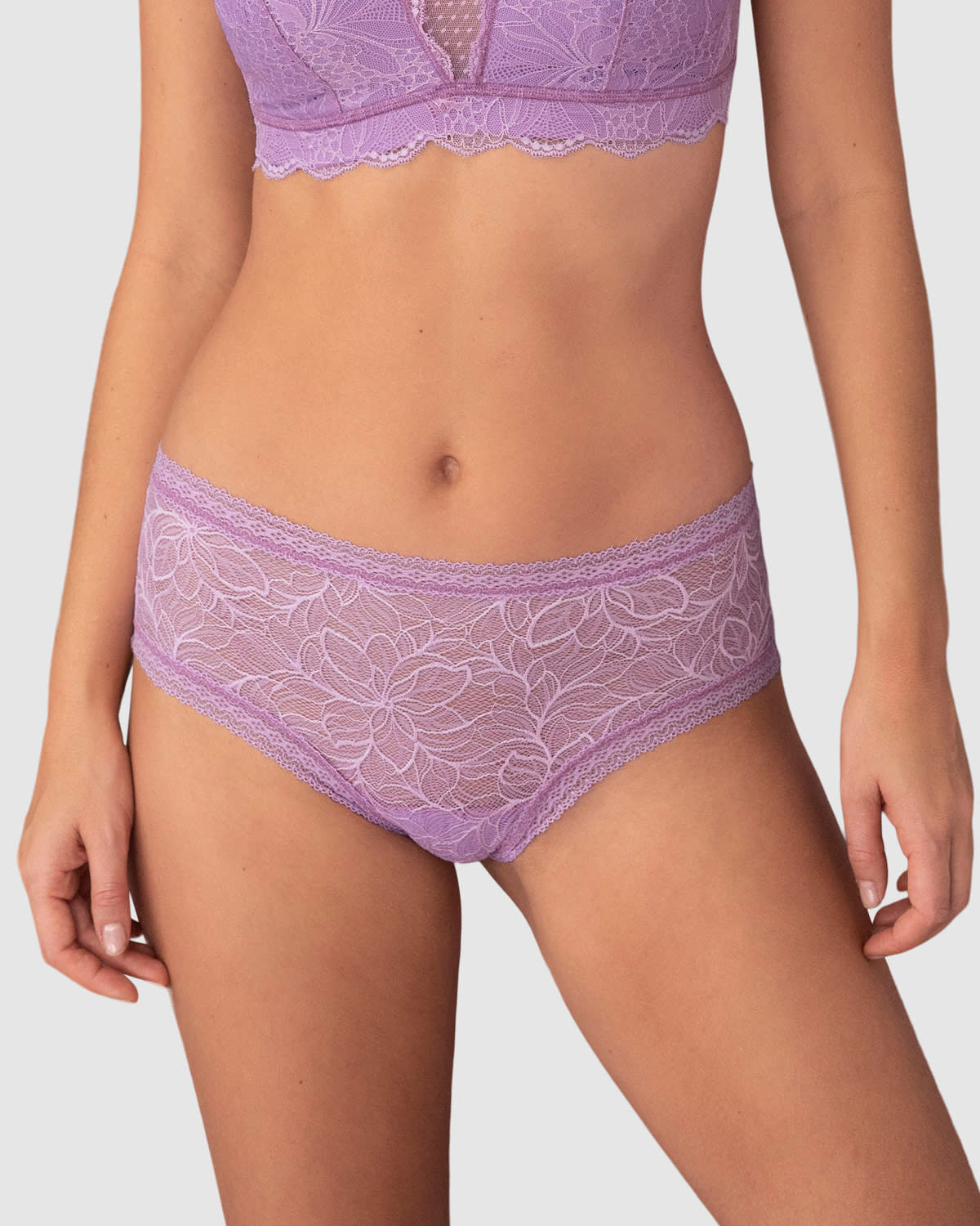  Cheeky Knicker With Floral Lace Details