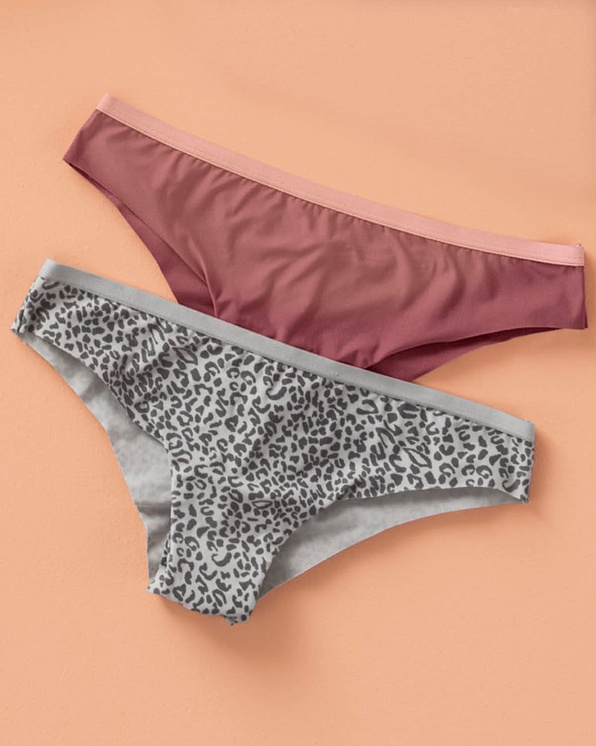  2-Pack Super-Soft Low-Rise Thong Knickers