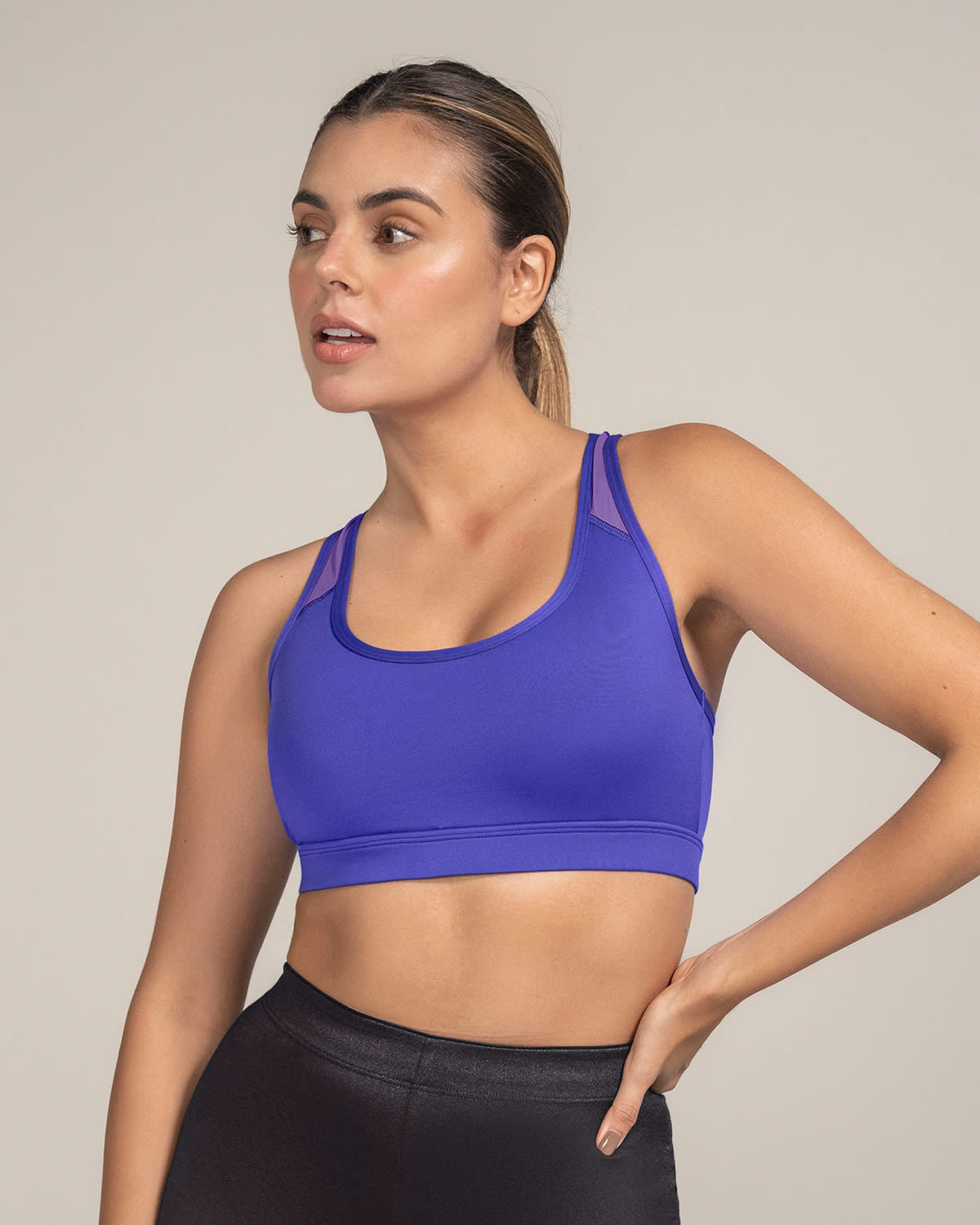  Quick-Dry Racerback Sports Bra