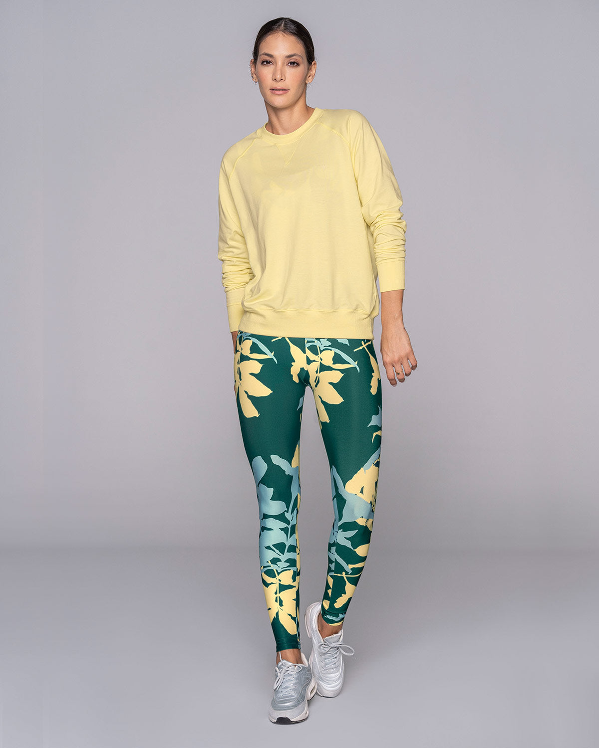  Round Neck Light Active Sweater