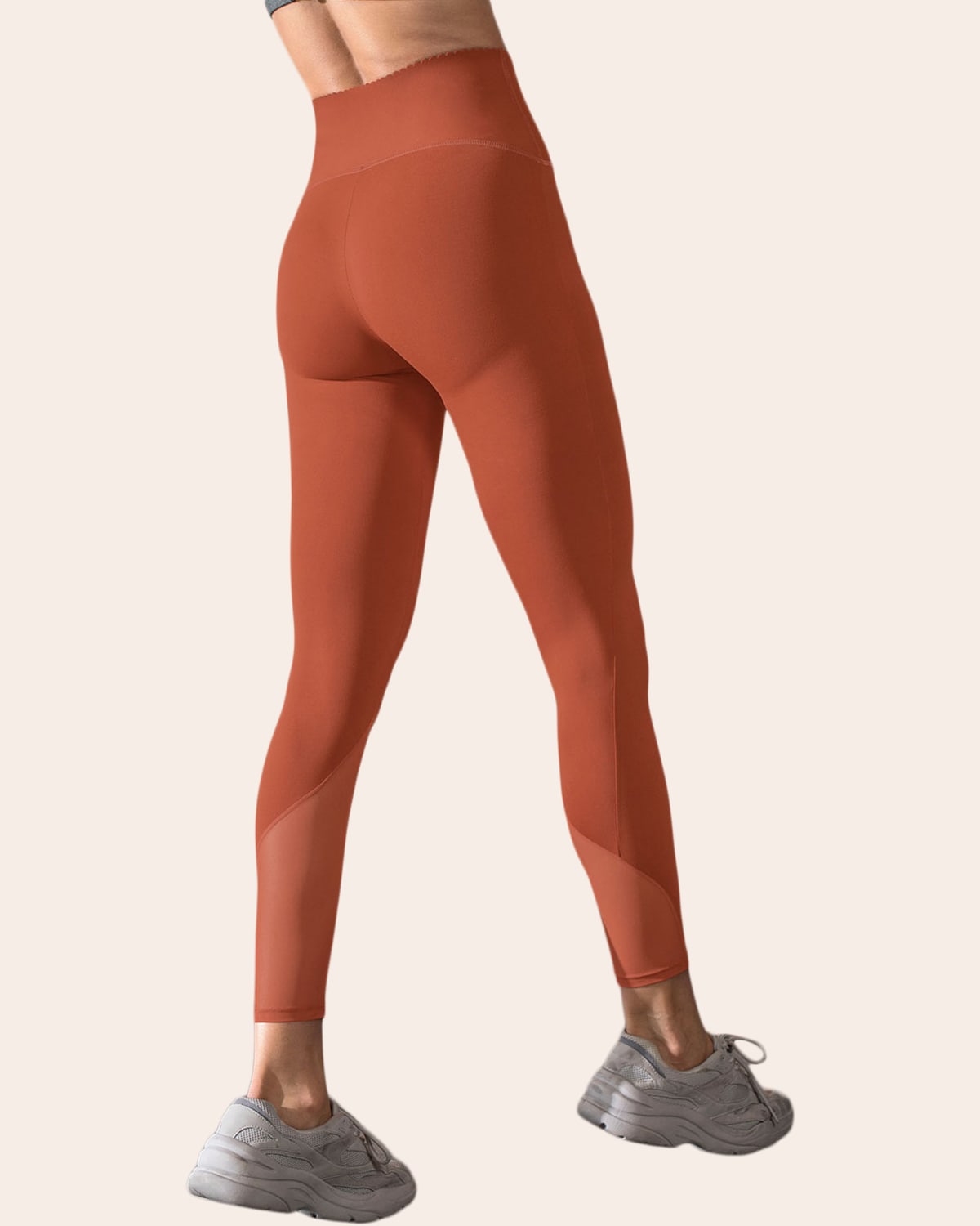  Sports Legging With Antibacterial Technology Infused With Aloe Vera