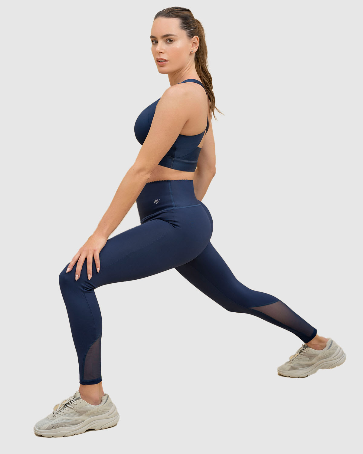  Sports Legging With Antibacterial Technology Infused With Aloe Vera