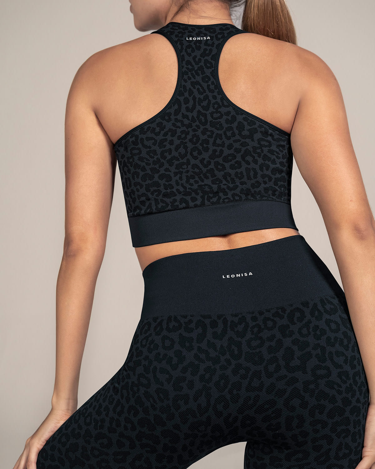 Sculpting High-Waisted Graphic Active Legging