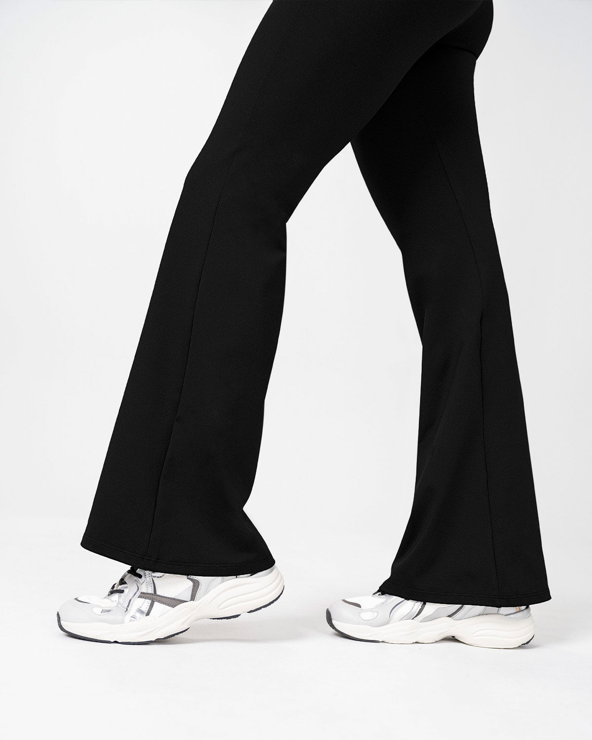 Flared Legging With Slimming Tummy And Thigh Compression