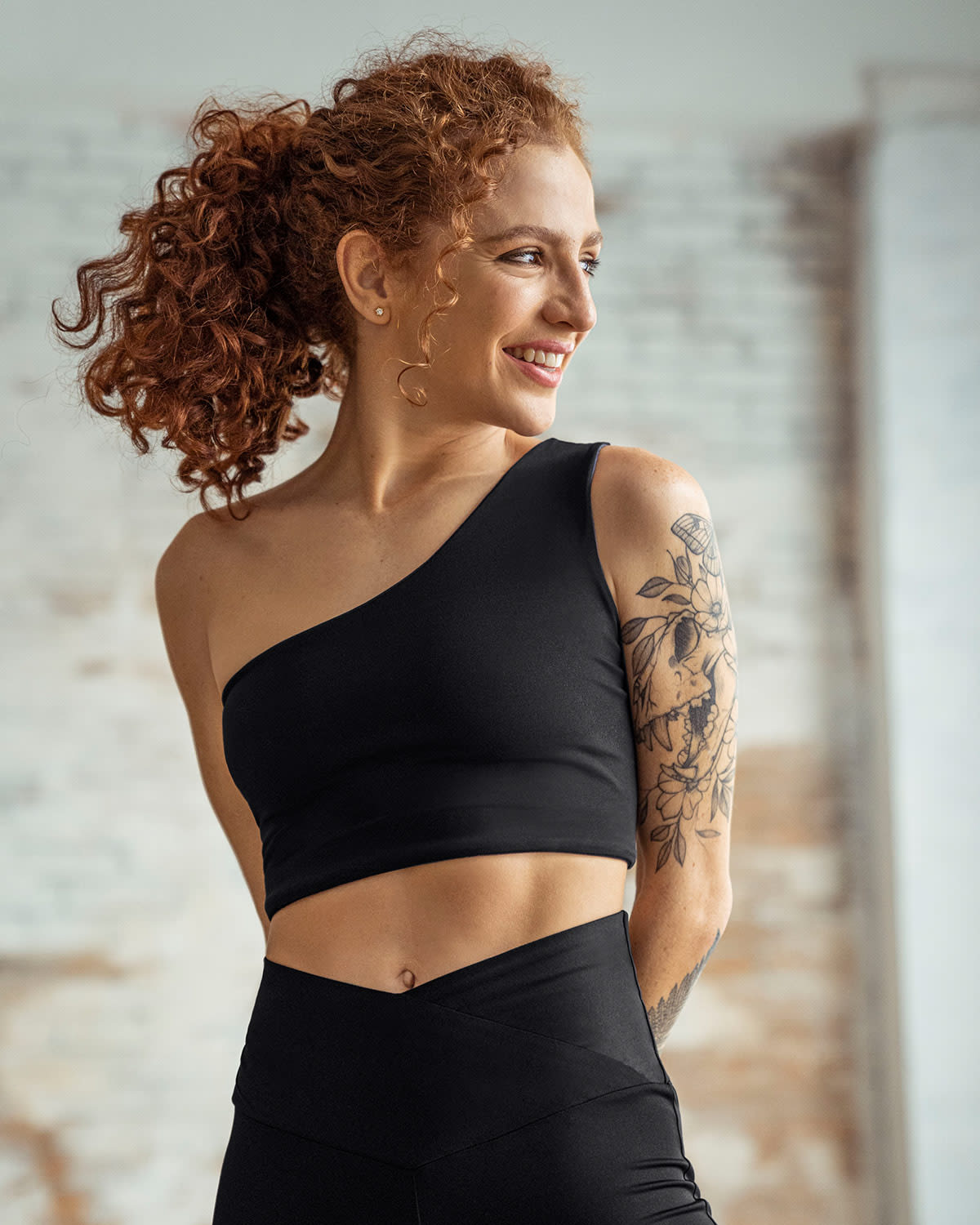  Double Sided One Shoulder Sports Bra