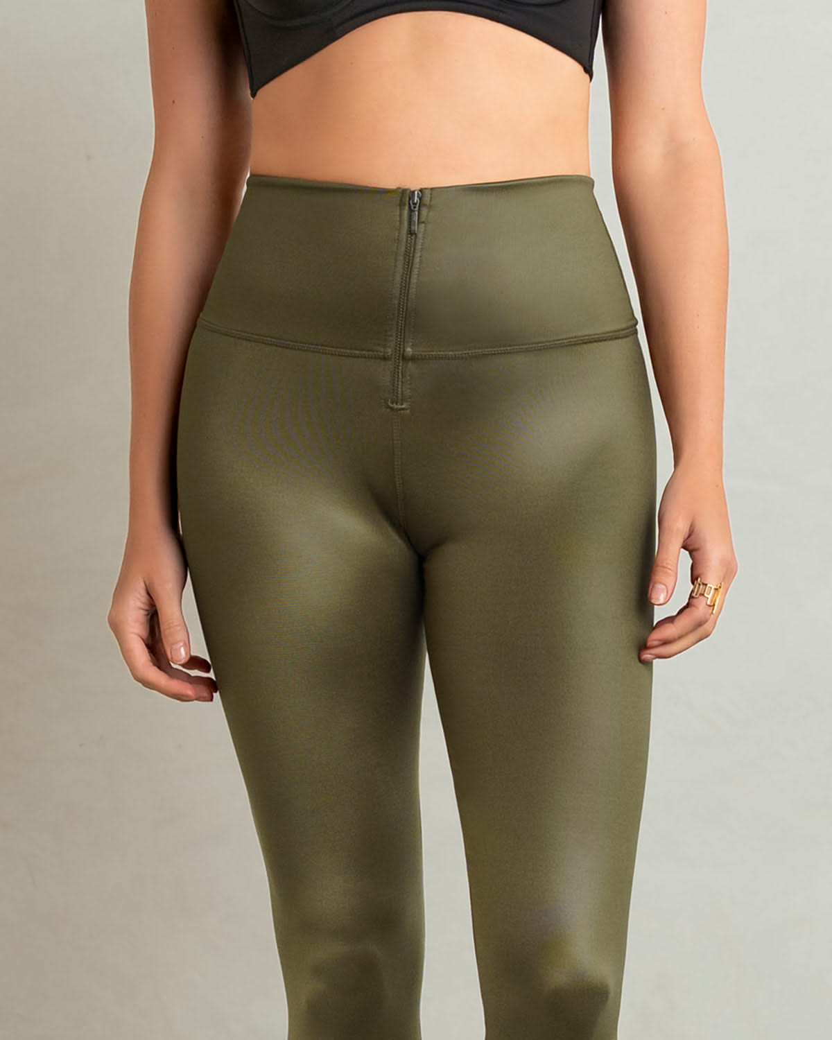  Leather Look Zip-Front Sculpting Legging