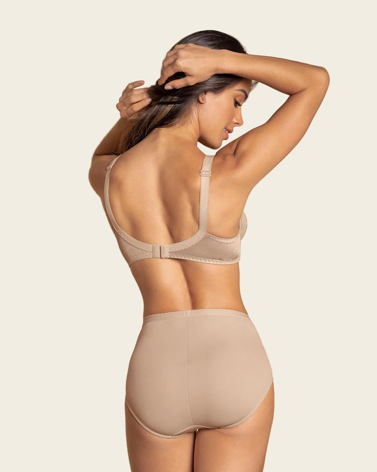  Full Coverage Bra In Lace With Smooth Control