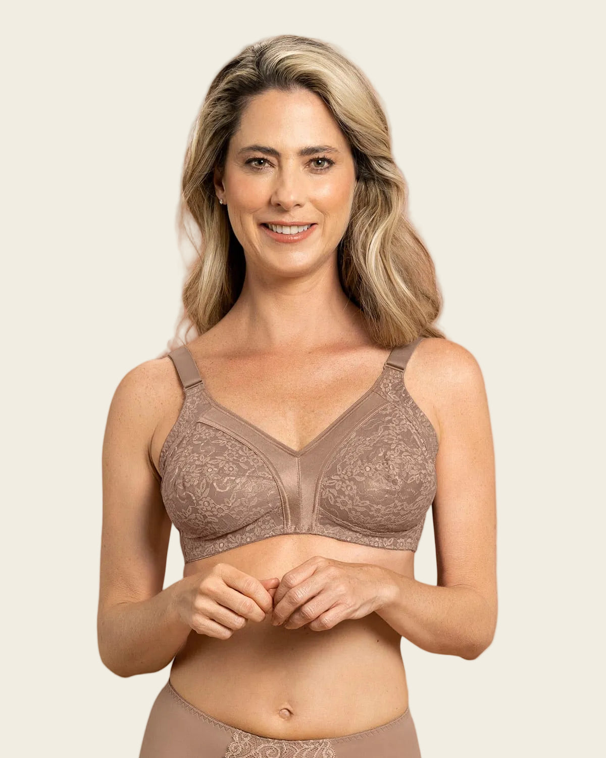  Full Coverage Bra In Lace With Smooth Control